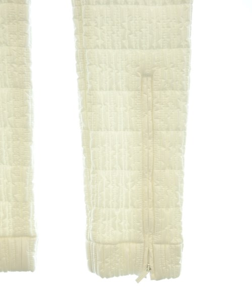 Salvatore Ferragamo（サルバトーレフェラガモ）その他 白 サイズ:40(M位) レディース/2200624099062