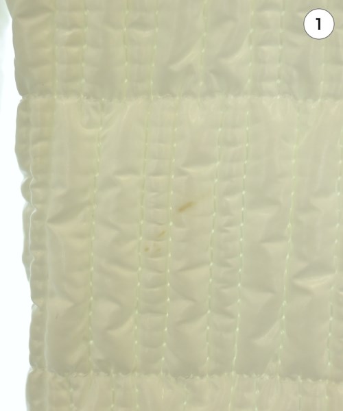 Salvatore Ferragamo（サルバトーレフェラガモ）その他 白 サイズ:40(M位) レディース/2200624099062