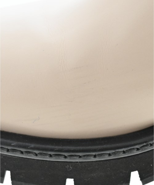 Salvatore Ferragamo（サルバトーレフェラガモ）ブーツ ベージュ サイズ:6(23.5cm位) レディース/2200629249103