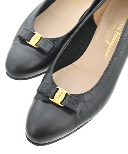 Salvatore Ferragamo（サルバトーレフェラガモ）パンプス 黒 サイズ:8(25.5cm位) レディース/2200629540026