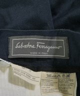 Salvatore Ferragamo（サルバトーレフェラガモ）ショートパンツ 紺 サイズ:46(M位) メンズ/2200631984023