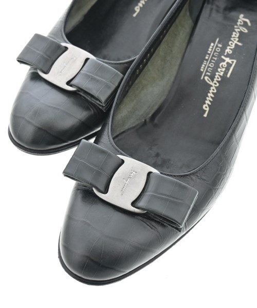 Salvatore Ferragamo（サルバトーレフェラガモ）パンプス 黒 サイズ:6 1/2(24cm位) レディース/2200618250097