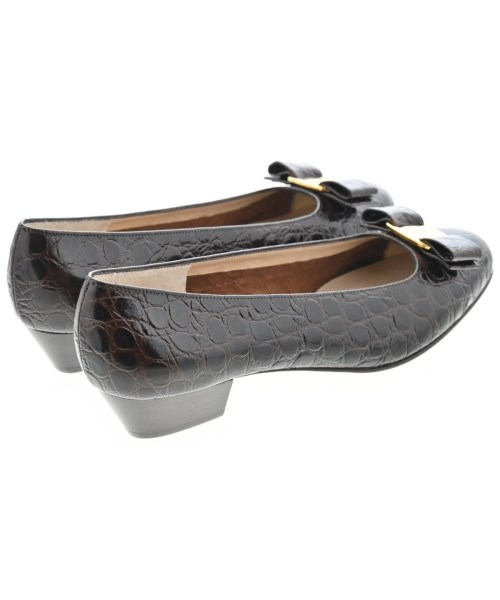 Salvatore Ferragamo（サルバトーレフェラガモ）パンプス 茶 サイズ:7 1/2(25cm位) レディース/2200633876043