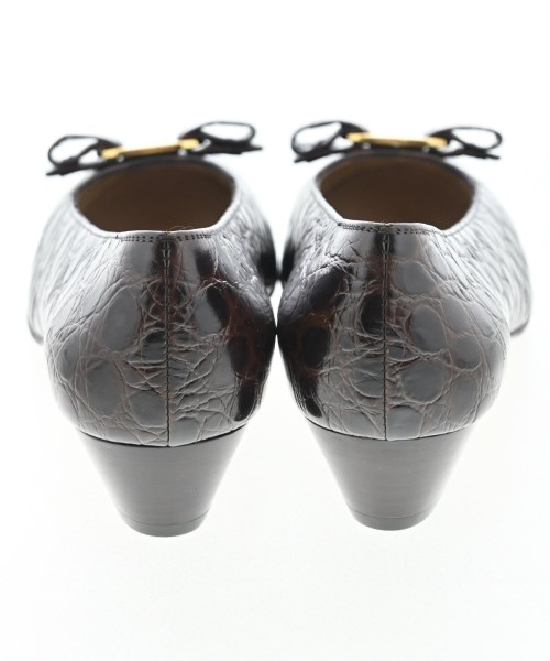 Salvatore Ferragamo（サルバトーレフェラガモ）パンプス 茶 サイズ:7 1/2(25cm位) レディース/2200633876043