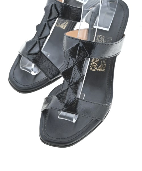 Salvatore Ferragamo（サルバトーレフェラガモ）サンダル 黒 サイズ:7(24.5cm位) レディース/2200612851061