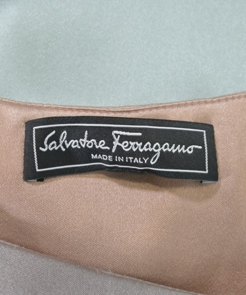 Salvatore Ferragamo（サルバトーレフェラガモ）ワンピース グレー サイズ:42(M位) レディース/2200616408018