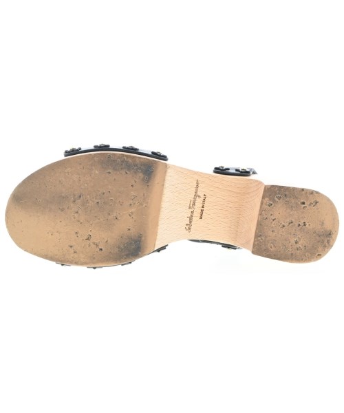 Salvatore Ferragamo（サルバトーレフェラガモ）サンダル 黒 サイズ:7(24.5cm位) レディース/2200610450198