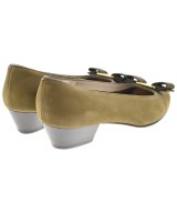 Salvatore Ferragamo（サルバトーレフェラガモ）パンプス カーキ サイズ:6 1/2(24cm位) レディース/2200607425062