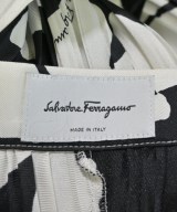 Salvatore Ferragamo（サルバトーレフェラガモ）ロング・マキシ丈スカート 白 サイズ:38(S位) レディース/2200675332026