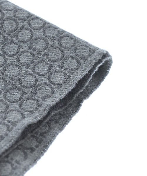 Salvatore Ferragamo（サルバトーレフェラガモ）マフラー グレー サイズ:46(M位) メンズ/2200676924077