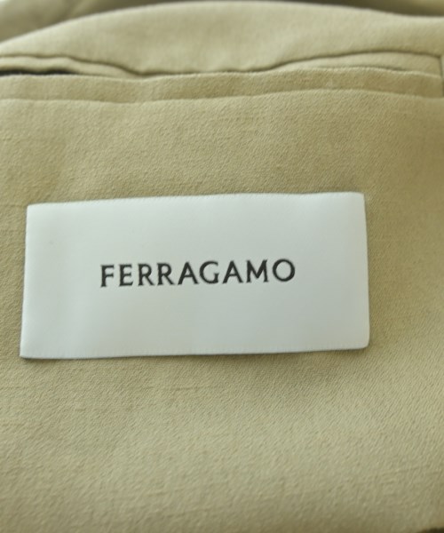 Salvatore Ferragamo（サルバトーレフェラガモ）その他 ベージュ サイズ:48(L位) メンズ/2200693904021