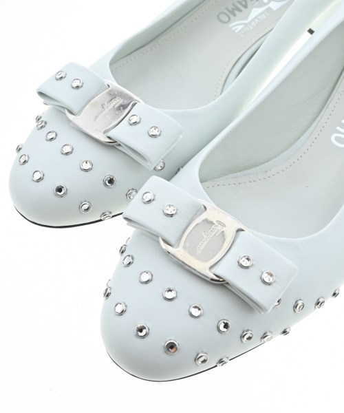 Salvatore Ferragamo（サルバトーレフェラガモ）パンプス 白 サイズ:9(26.5cm位) レディース/2200695210038