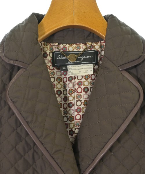 Salvatore Ferragamo（サルバトーレフェラガモ）その他 茶 サイズ:38(S位) レディース/2200696819056