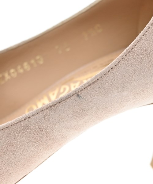 Salvatore Ferragamo（サルバトーレフェラガモ）パンプス ピンク サイズ:7 1/2(25cm位) レディース/2200699582049