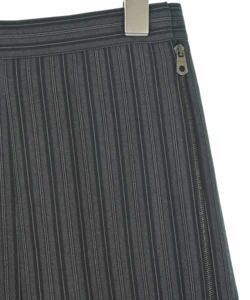Salvatore Ferragamo（サルバトーレフェラガモ）ロング・マキシ丈スカート グレー サイズ:40(M位) レディース/2200655056188