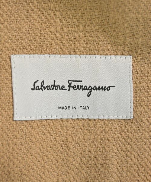 Salvatore Ferragamo（サルバトーレフェラガモ）その他 ベージュ サイズ:40(M位) レディース/2200657209056