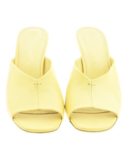 Salvatore Ferragamo（サルバトーレフェラガモ）パンプス 黄 サイズ:7(24.5cm位) レディース/2200657613082