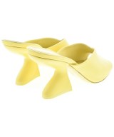 Salvatore Ferragamo（サルバトーレフェラガモ）パンプス 黄 サイズ:7(24.5cm位) レディース/2200657613082