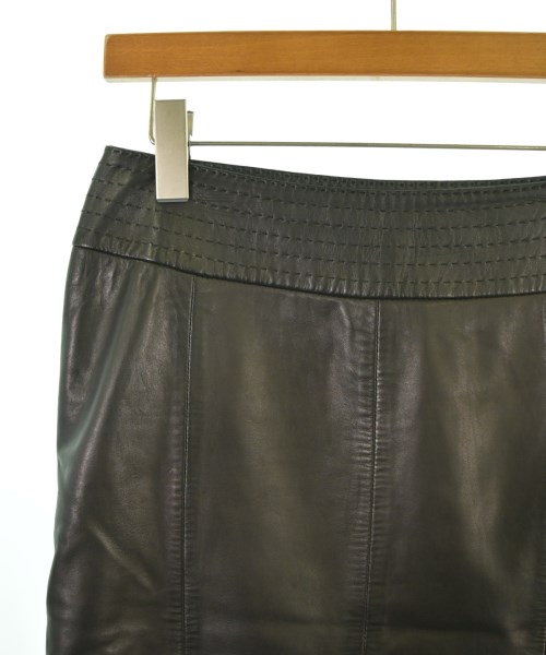 Salvatore Ferragamo（サルバトーレフェラガモ）ひざ丈スカート 黒 サイズ:40(M位) レディース/2200661926017