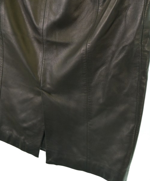 Salvatore Ferragamo（サルバトーレフェラガモ）ひざ丈スカート 黒 サイズ:40(M位) レディース/2200661926017