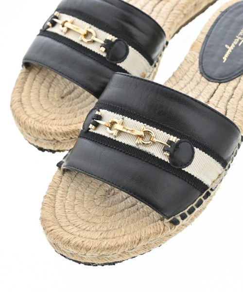 Salvatore Ferragamo（サルバトーレフェラガモ）サンダル 黒 サイズ:6 1/2(24cm位) レディース/2200712242097