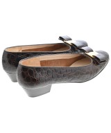Salvatore Ferragamo（サルバトーレフェラガモ）パンプス 茶 サイズ:6(23.5cm位) レディース/2200715801017