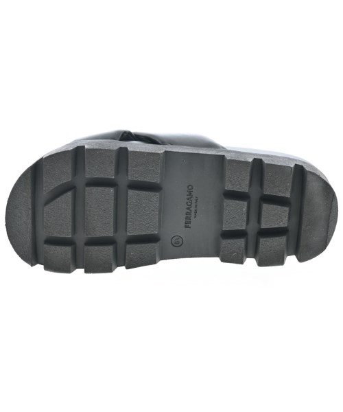 Salvatore Ferragamo（サルバトーレフェラガモ）サンダル 黒 サイズ:6 1/2(24cm位) レディース/2200640055950