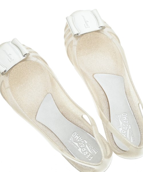 Salvatore Ferragamo（サルバトーレフェラガモ）サンダル ベージュ サイズ:5(22.5cm位) レディース/2200641890062