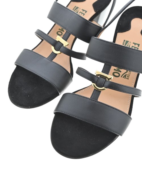 Salvatore Ferragamo（サルバトーレフェラガモ）サンダル 黒 サイズ:6 1/2(24cm位) レディース/2200701929503
