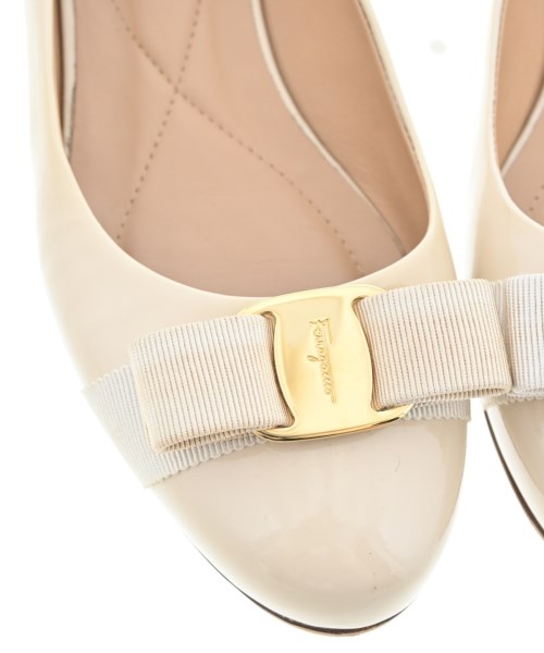 Salvatore Ferragamo（サルバトーレフェラガモ）バレエシューズ/オペラシューズ ベージュ サイズ:6 1/2(24cm位) レディース/2200703452115