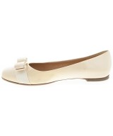 Salvatore Ferragamo（サルバトーレフェラガモ）バレエシューズ/オペラシューズ ベージュ サイズ:6 1/2(24cm位) レディース/2200703452115