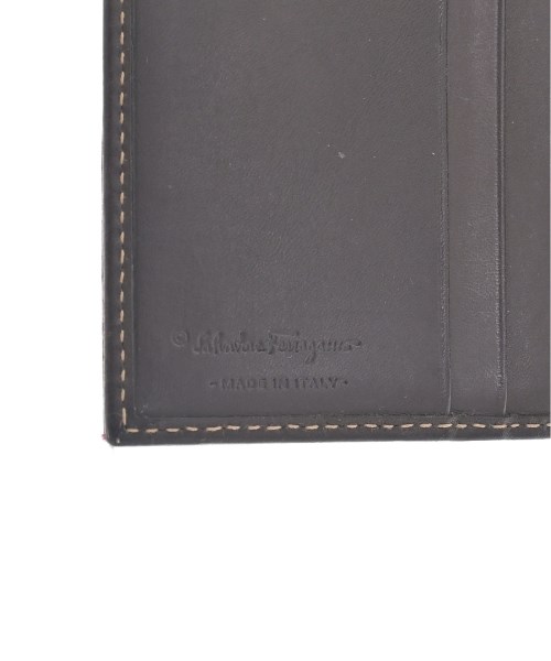 Salvatore Ferragamo（サルバトーレフェラガモ）財布・コインケース ベージュ サイズ:- レディース/2200705775083