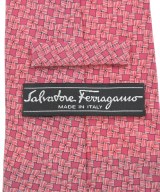 Salvatore Ferragamo（サルバトーレフェラガモ）ネクタイ ピンク サイズ:- メンズ/2200698969407