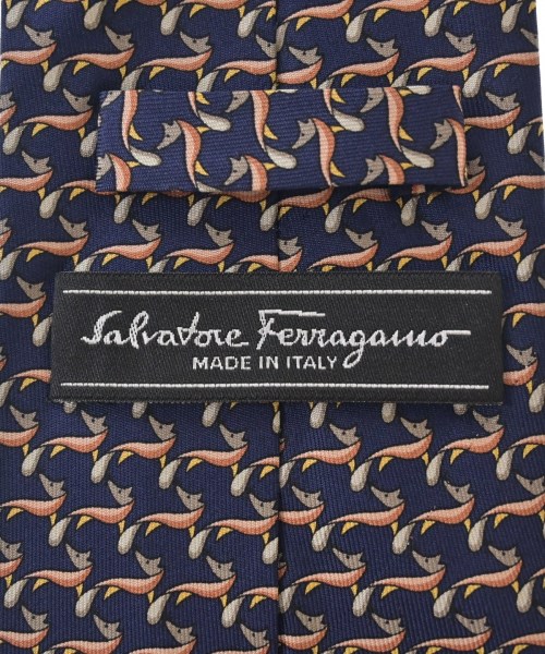 Salvatore Ferragamo（サルバトーレフェラガモ）ネクタイ 紺 サイズ:- メンズ/2200708296103