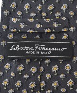 Salvatore Ferragamo（サルバトーレフェラガモ）ネクタイ グレー サイズ:- メンズ/2200708296110
