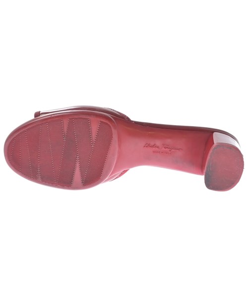 Salvatore Ferragamo（サルバトーレフェラガモ）サンダル 赤 サイズ:6(23.5cm位) レディース/2200709595021