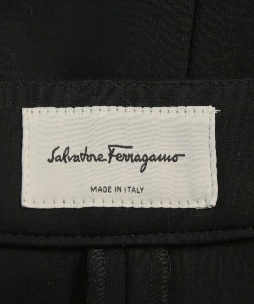 Salvatore Ferragamo（サルバトーレフェラガモ）ひざ丈スカート 黒 サイズ:M レディース/2200663706112