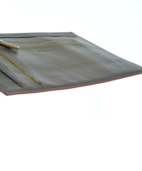 Salvatore Ferragamo（サルバトーレフェラガモ）クラッチバッグ 茶 サイズ:- レディース/2200668835091