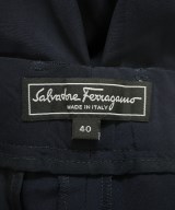 Salvatore Ferragamo（サルバトーレフェラガモ）スラックス 紺 サイズ:40(M位) レディース/2200669510188