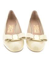 Salvatore Ferragamo（サルバトーレフェラガモ）パンプス ベージュ サイズ:6(23.5cm位) レディース/2200669512052