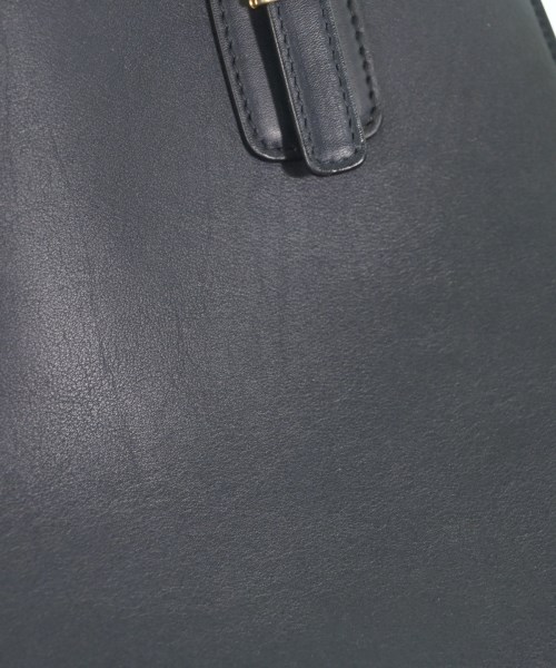 Salvatore Ferragamo（サルバトーレフェラガモ）ハンドバッグ 紺 サイズ:- レディース/2200671492175