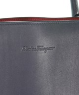 Salvatore Ferragamo（サルバトーレフェラガモ）ハンドバッグ 紺 サイズ:- レディース/2200671492175