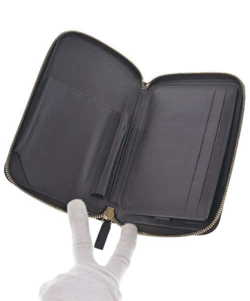 Salvatore Ferragamo（サルバトーレフェラガモ）財布・コインケース 茶 サイズ:- レディース/2200671999117