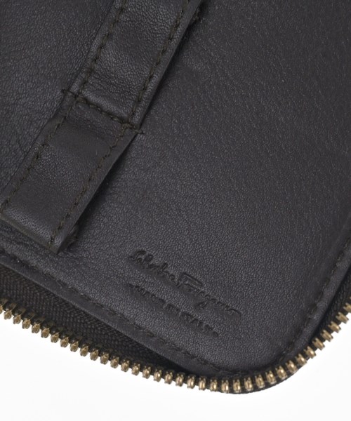Salvatore Ferragamo（サルバトーレフェラガモ）財布・コインケース 茶 サイズ:- レディース/2200671999117