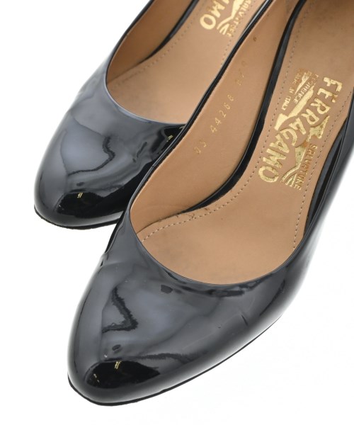 Salvatore Ferragamo（サルバトーレフェラガモ）パンプス 黒 サイズ:6(23.5cm位) レディース/2200719818059