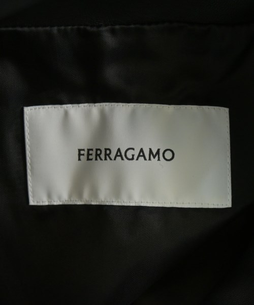 Salvatore Ferragamo（サルバトーレフェラガモ）ノーカラージャケット 黒 サイズ:42(M位) レディース/2200721174013