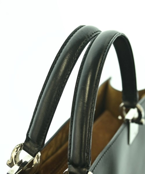 Salvatore Ferragamo（サルバトーレフェラガモ）ハンドバッグ 黒 サイズ:- レディース/2200719743153