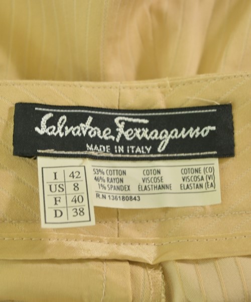 Salvatore Ferragamo（サルバトーレフェラガモ）その他 ベージュ サイズ:42(M位) レディース/2200719548048