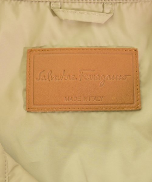 Salvatore Ferragamo（サルバトーレフェラガモ）その他 ベージュ サイズ:54(XXL位) メンズ/2200724985081