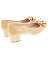 Salvatore Ferragamo（サルバトーレフェラガモ）パンプス ベージュ サイズ:5(22.5cm位) レディース/2200725796013